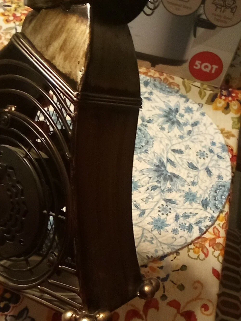 Deco Breeze Decorative Metal Cat Fan
